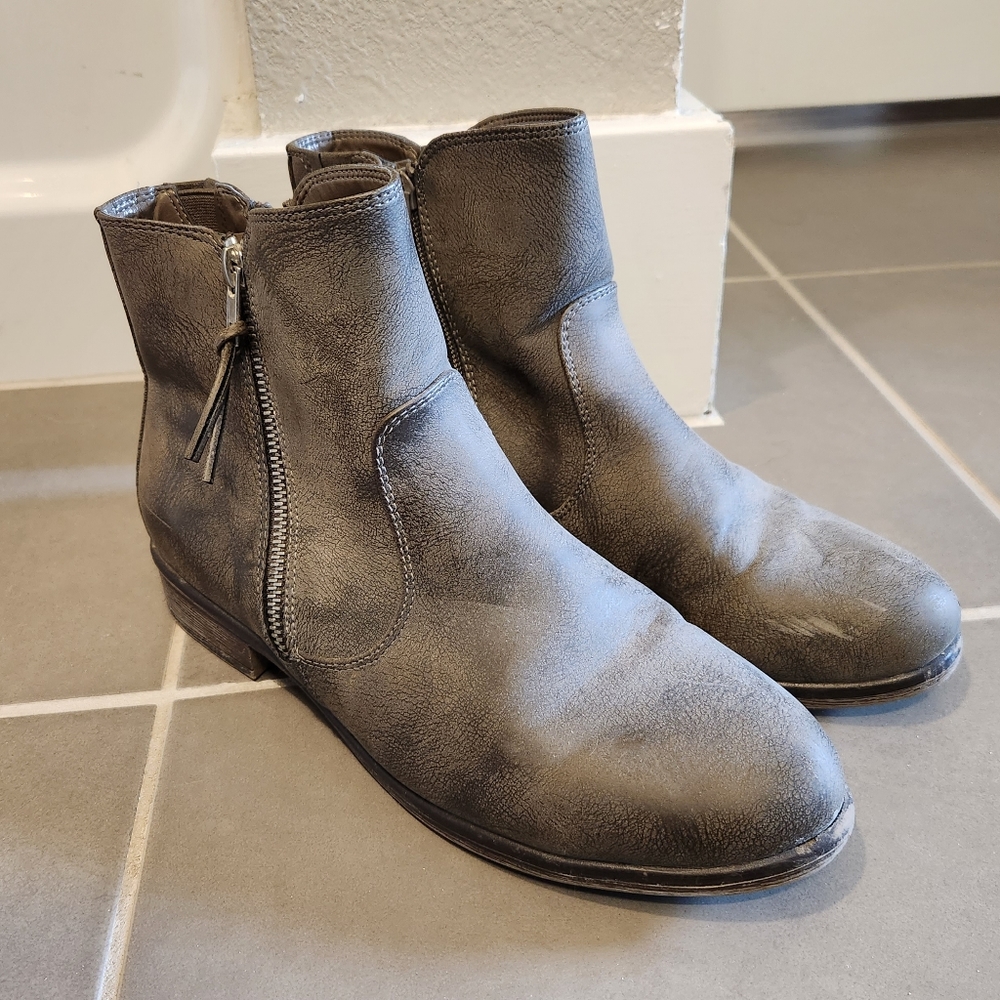 White Mountain Boots